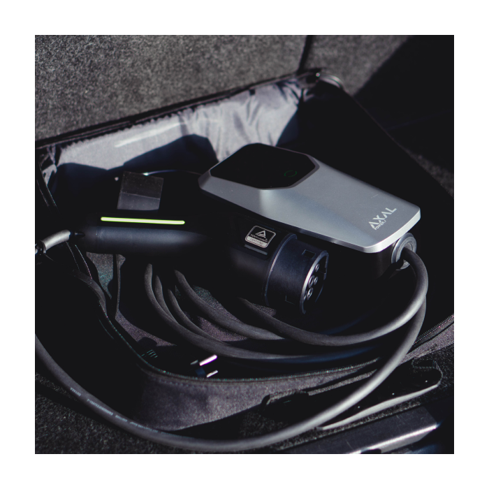 AXAL Power easyplug – compacte en mobiele EV-lader voor eenvoudig opladen waar je ook bent.